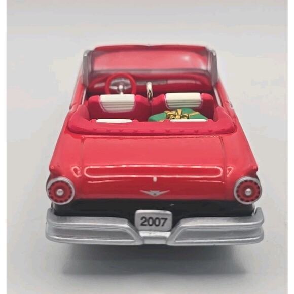 2005 Hallmark Ornament 1957 Ford Fairlane 500 Classic American Car New U12 - Picture 4 of 11